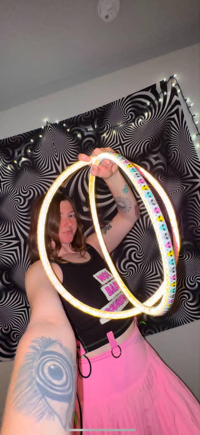 Alien Communication Specialty Reflective Taped Hoop